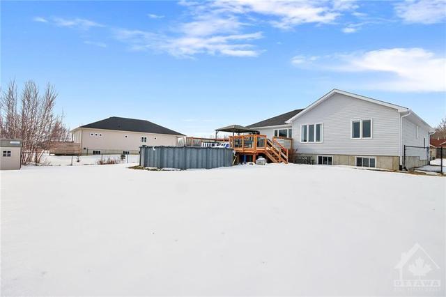 3327 Morningmist Way, House detached with 4 bedrooms, 3 bathrooms and 6 parking in Ottawa ON | Image 28
