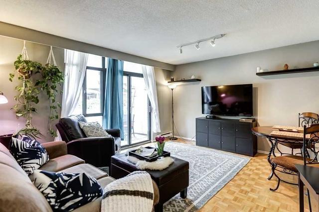 2-104 - 50 Old Kingston Rd, Condo with 2 bedrooms, 1 bathrooms and 1 parking in Toronto ON | Image 1