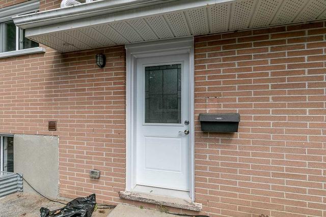 32 Heath St, House semidetached with 3 bedrooms, 2 bathrooms and 4 parking in Barrie ON | Image 12