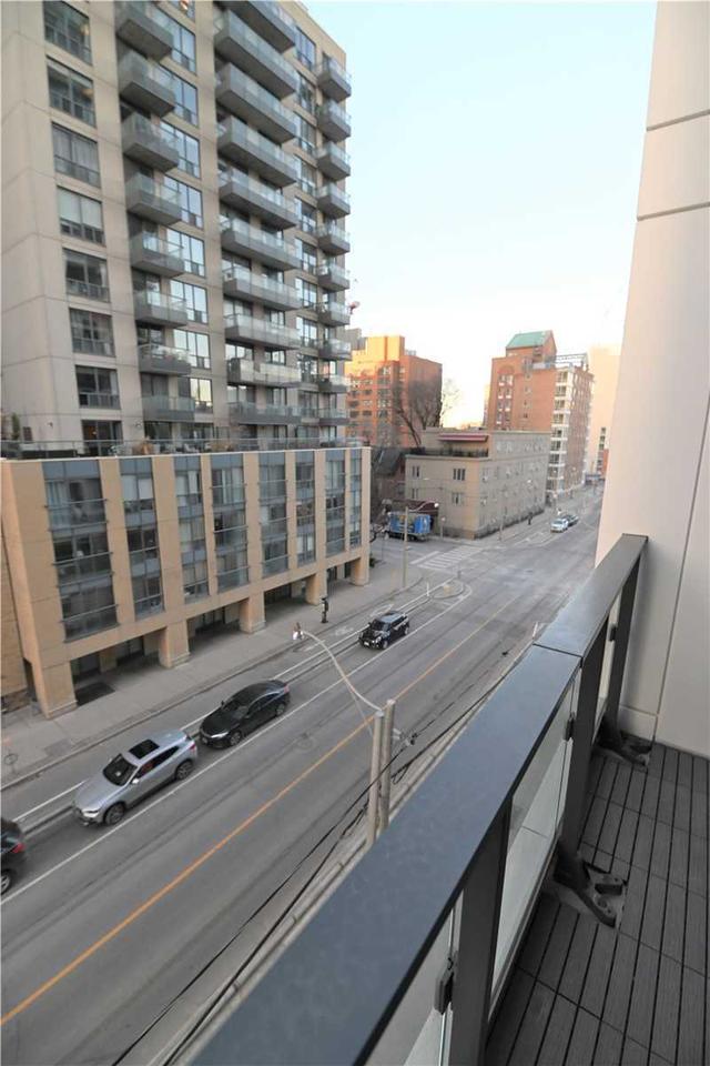516 - 77 Shuter St, Condo with 1 bedrooms, 2 bathrooms and 0 parking in Toronto ON | Image 9