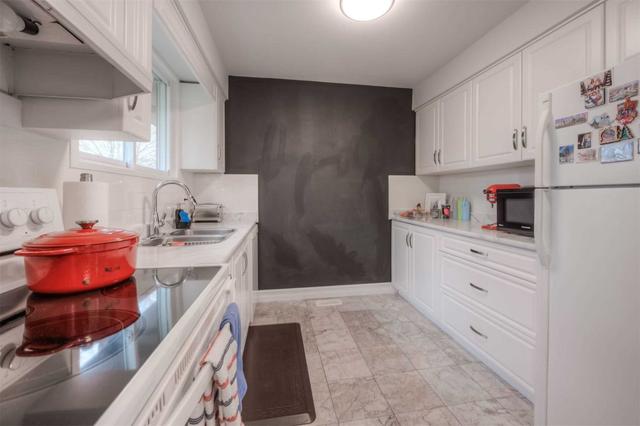 42 - 46 Cedarwoods Cres, Townhouse with 3 bedrooms, 2 bathrooms and 2 parking in Kitchener ON | Image 26