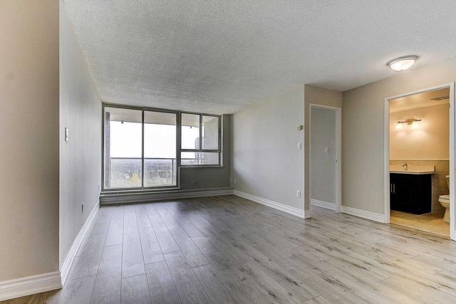 1902 - 100 Wingarden Crt, Condo with 2 bedrooms, 2 bathrooms and 1 parking in Toronto ON | Image 11