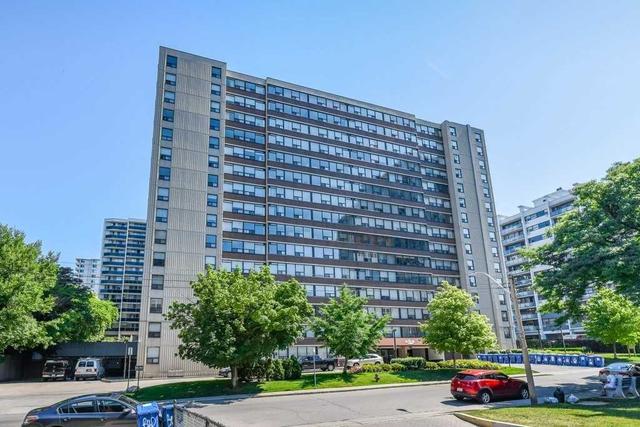 206 - 120 Duke St, Condo with 3 bedrooms, 2 bathrooms and 1 parking in Hamilton ON | Image 12