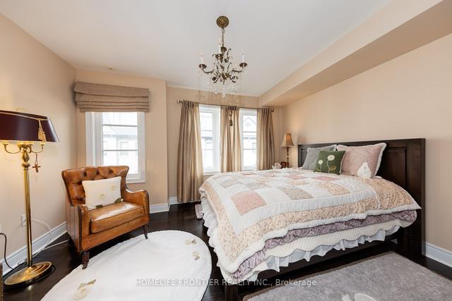 43 Lobo Mews, House attached with 3 bedrooms, 3 bathrooms and 2 parking in Toronto ON | Image 6