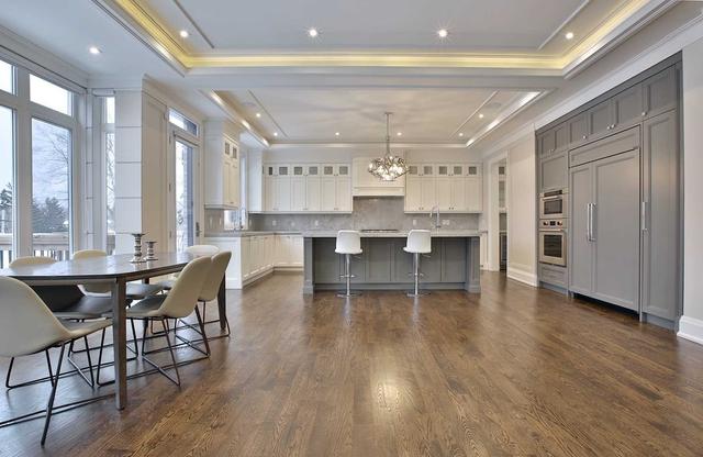 365 Hillcrest Ave, House detached with 4 bedrooms, 7 bathrooms and 6 parking in Toronto ON | Image 2