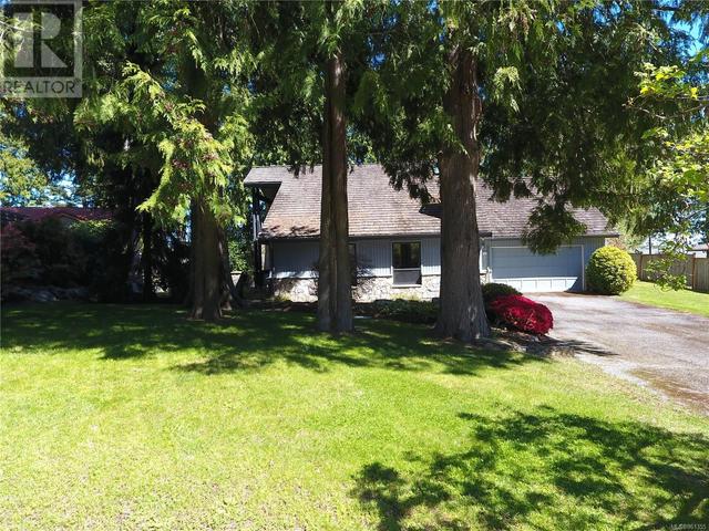8803 Portland Pl, House detached with 3 bedrooms, 2 bathrooms and null parking in North Saanich BC | Image 11