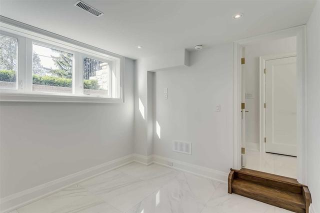 107 Otonabee Ave, House detached with 4 bedrooms, 5 bathrooms and 6 parking in Toronto ON | Image 30