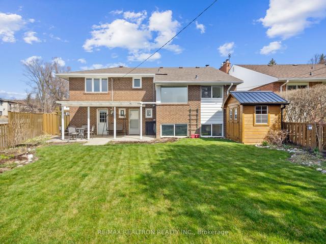 51 Sloley Rd, House detached with 4 bedrooms, 2 bathrooms and 3 parking in Toronto ON | Image 29