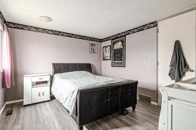 5 - 195 Manora Place Ne, Home with 3 bedrooms, 1 bathrooms and 2 parking in Calgary AB | Image 14