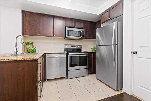 243 - 21 Ruttan St, Townhouse with 3 bedrooms, 2 bathrooms and 1 parking in Toronto ON | Image 27