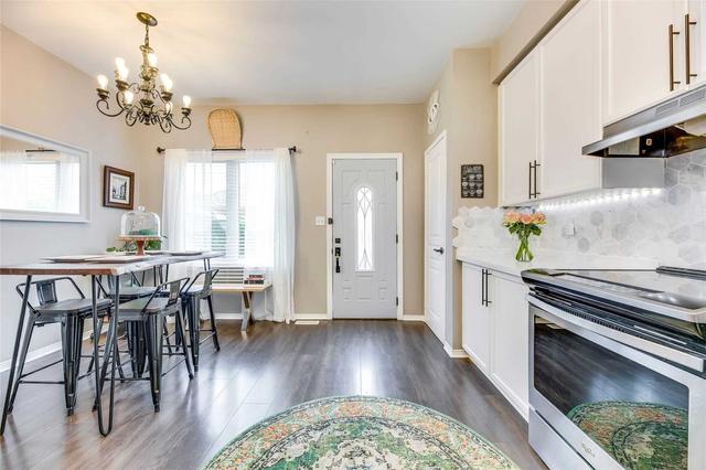 55 Rainbow Valley Cres, House semidetached with 3 bedrooms, 3 bathrooms and 3 parking in Markham ON | Image 5