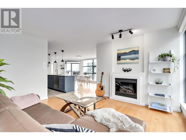 2303 - 989 Beatty Street, Condo with 2 bedrooms, 2 bathrooms and 1 parking in Vancouver BC | Image 5