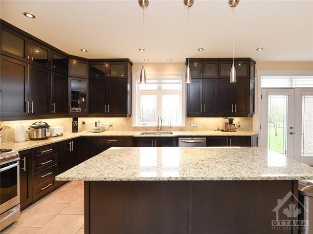 458 Lockmaster Crescent, House detached with 4 bedrooms, 5 bathrooms and 12 parking in Ottawa ON | Image 11
