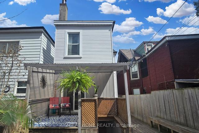 272 Jones Ave, House detached with 3 bedrooms, 4 bathrooms and 2 parking in Toronto ON | Image 21