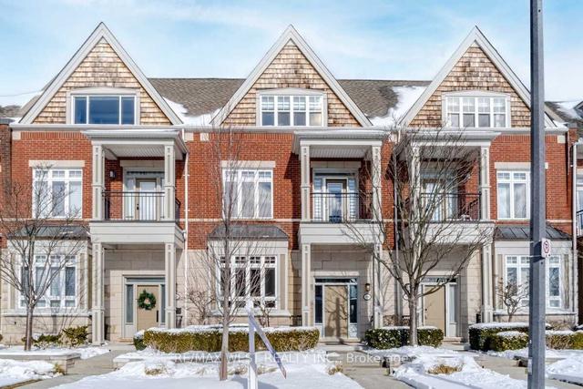 101 St Lawrence Dr, Townhouse with 4 bedrooms, 4 bathrooms and 3 parking in Mississauga ON | Image 1
