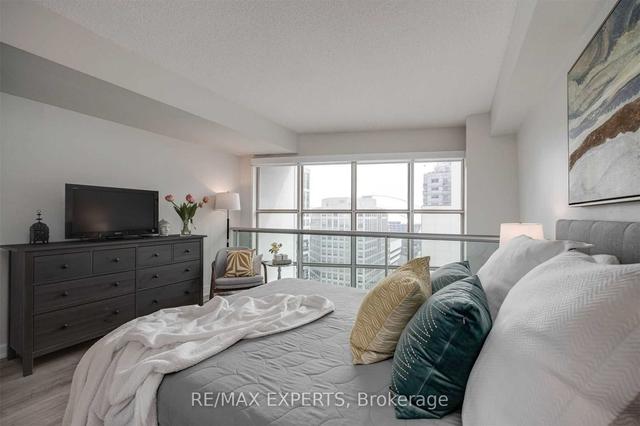 lph14 - 36 Blue Jays Way, Condo with 2 bedrooms, 2 bathrooms and 0 parking in Toronto ON | Image 15