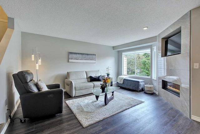 11 - 1190 Falcon Drive, House attached with 3 bedrooms, 4 bathrooms and null parking in Coquitlam BC | Card Image