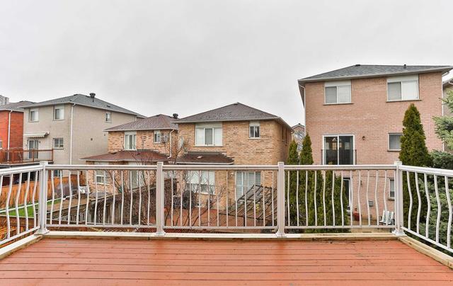 8 Margaret Rose Crt, House detached with 3 bedrooms, 4 bathrooms and 4 parking in Toronto ON | Image 14