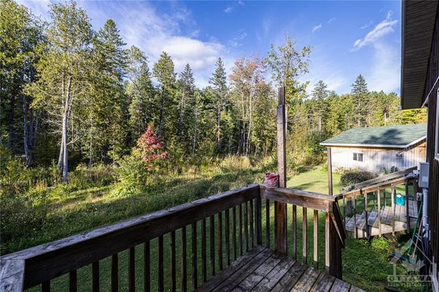 503 Waddle Creek Road, House detached with 2 bedrooms, 2 bathrooms and 18 parking in Lanark Highlands ON | Image 25