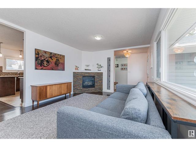 4707 107 Av Nw, House detached with 4 bedrooms, 2 bathrooms and null parking in Edmonton AB | Image 9