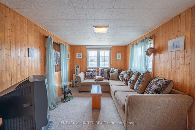 217 Rollies Point Rd, House detached with 2 bedrooms, 1 bathrooms and 2 parking in Curve Lake First Nation 35 ON | Image 27