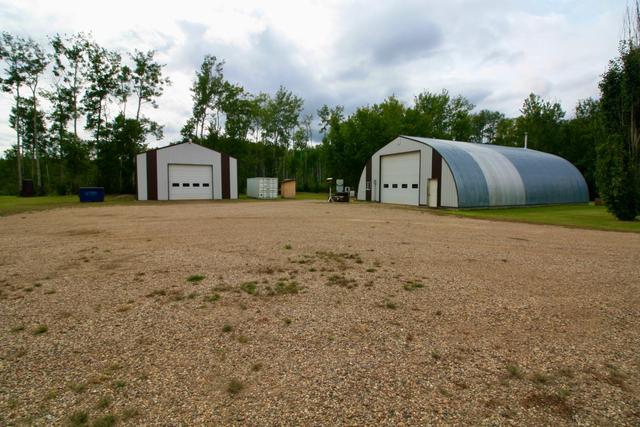 17035 Twp Rd 1092, House detached with 4 bedrooms, 2 bathrooms and null parking in Mackenzie County AB | Image 5