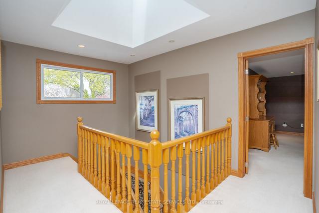 10 Richdale Crt, House detached with 4 bedrooms, 4 bathrooms and 6 parking in Toronto ON | Image 11