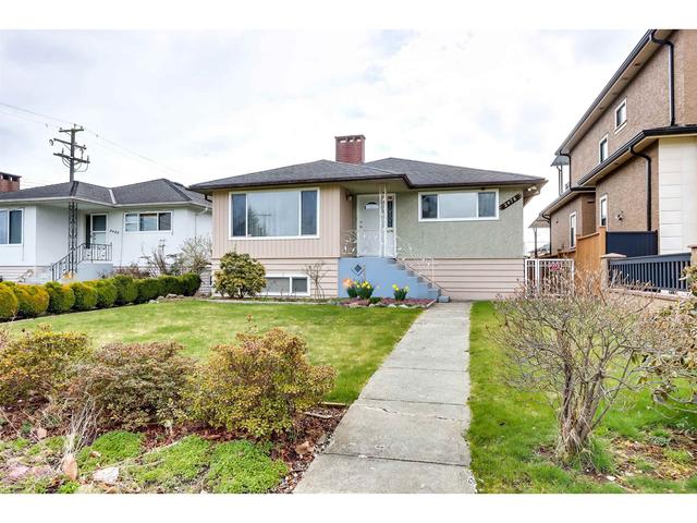 2478 E 53rd Avenue, House detached with 5 bedrooms, 3 bathrooms and null parking in Vancouver BC | Card Image
