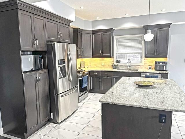 1085 Alberni Rd, House detached with 4 bedrooms, 4 bathrooms and 4 parking in Woodstock ON | Image 2