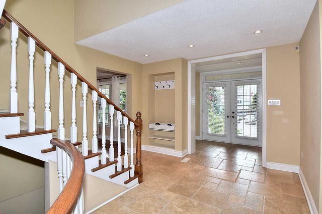 1799 Appleview Rd, House detached with 4 bedrooms, 4 bathrooms and 6 parking in Pickering ON | Image 2