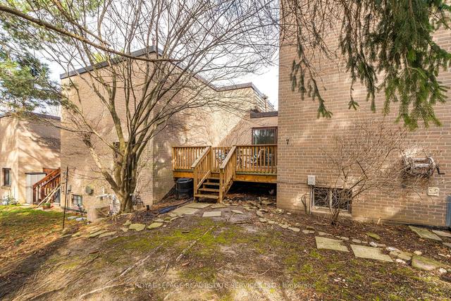 7 Redstone Path, Townhouse with 3 bedrooms, 2 bathrooms and 1 parking in Toronto ON | Image 27