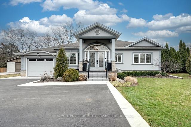 1356 Rebecca St, House detached with 3 bedrooms, 4 bathrooms and 5 parking in Oakville ON | Image 1