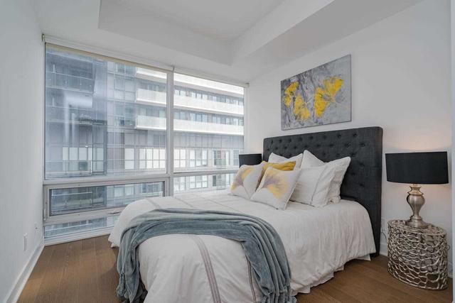 3308 - 15 Grenville St, Condo with 2 bedrooms, 2 bathrooms and 1 parking in Toronto ON | Image 7