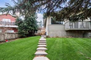 7809 Bowcliffe Crescent Nw, Home with 4 bedrooms, 2 bathrooms and null parking in Calgary AB | Image 12