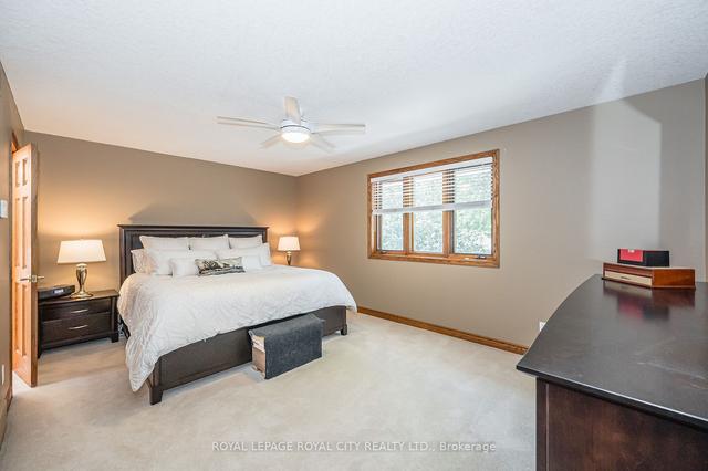 3 Tanager Dr, House detached with 4 bedrooms, 3 bathrooms and 4 parking in Guelph ON | Image 19