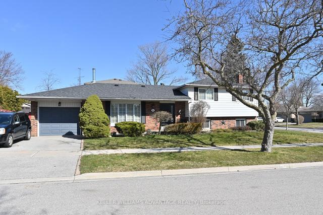 86 Haviland Dr, House detached with 3 bedrooms, 2 bathrooms and 3 parking in Toronto ON | Image 1