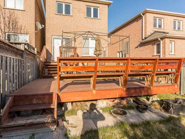 7164 Para Pl, House semidetached with 3 bedrooms, 2 bathrooms and 2 parking in Mississauga ON | Image 17
