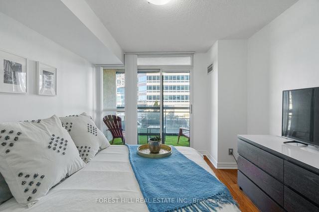 501 - 18 Parkview Ave, Condo with 1 bedrooms, 1 bathrooms and 1 parking in Toronto ON | Image 10