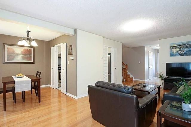 upper - 3449 Woodhurst Cres, House semidetached with 4 bedrooms, 2 bathrooms and 2 parking in Mississauga ON | Image 14