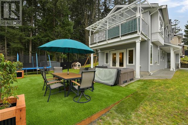 2382/2380 Extension Rd, House detached with 6 bedrooms, 6 bathrooms and 6 parking in Nanaimo C BC | Image 20