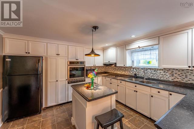 291 New Edinburgh Road, House detached with 3 bedrooms, 2 bathrooms and null parking in Clare NS | Image 10