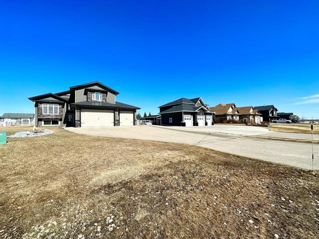7726 - covington Way, House detached with 5 bedrooms, 3 bathrooms and 8 parking in Grande Prairie County No. 1 AB | Image 49