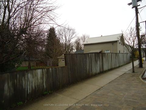 53 River St, House detached with 2 bedrooms, 2 bathrooms and 4 parking in Brock ON | Card Image