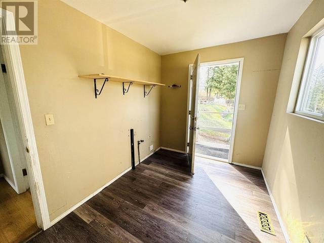 1005 Proctor Street, House detached with 2 bedrooms, 1 bathrooms and null parking in Williams Lake BC | Image 10