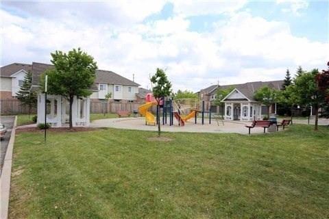 34 Brisbane Crt, Townhouse with 3 bedrooms, 3 bathrooms and 1 parking in Brampton ON | Image 19