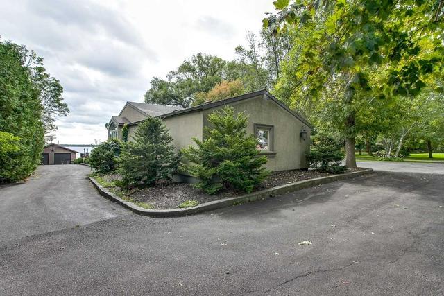 22651 Loyalist Pkwy, House detached with 4 bedrooms, 3 bathrooms and 14 parking in Quinte West ON | Image 32