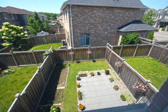 164 Duncan Lane, House attached with 3 bedrooms, 3 bathrooms and 4 parking in Milton ON | Image 11