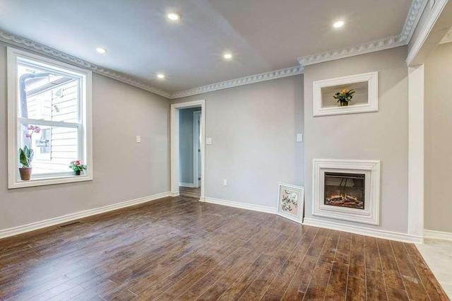 333 East 12th St, House detached with 5 bedrooms, 3 bathrooms and 6 parking in Hamilton ON | Image 13