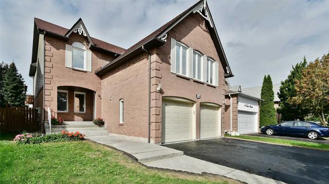 16 Coles Ave, House detached with 4 bedrooms, 4 bathrooms and 6 parking in Ajax ON | Image 12