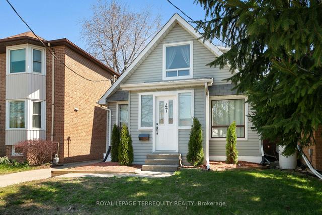 47 Ourland Ave, House detached with 3 bedrooms, 2 bathrooms and 5 parking in Toronto ON | Image 23